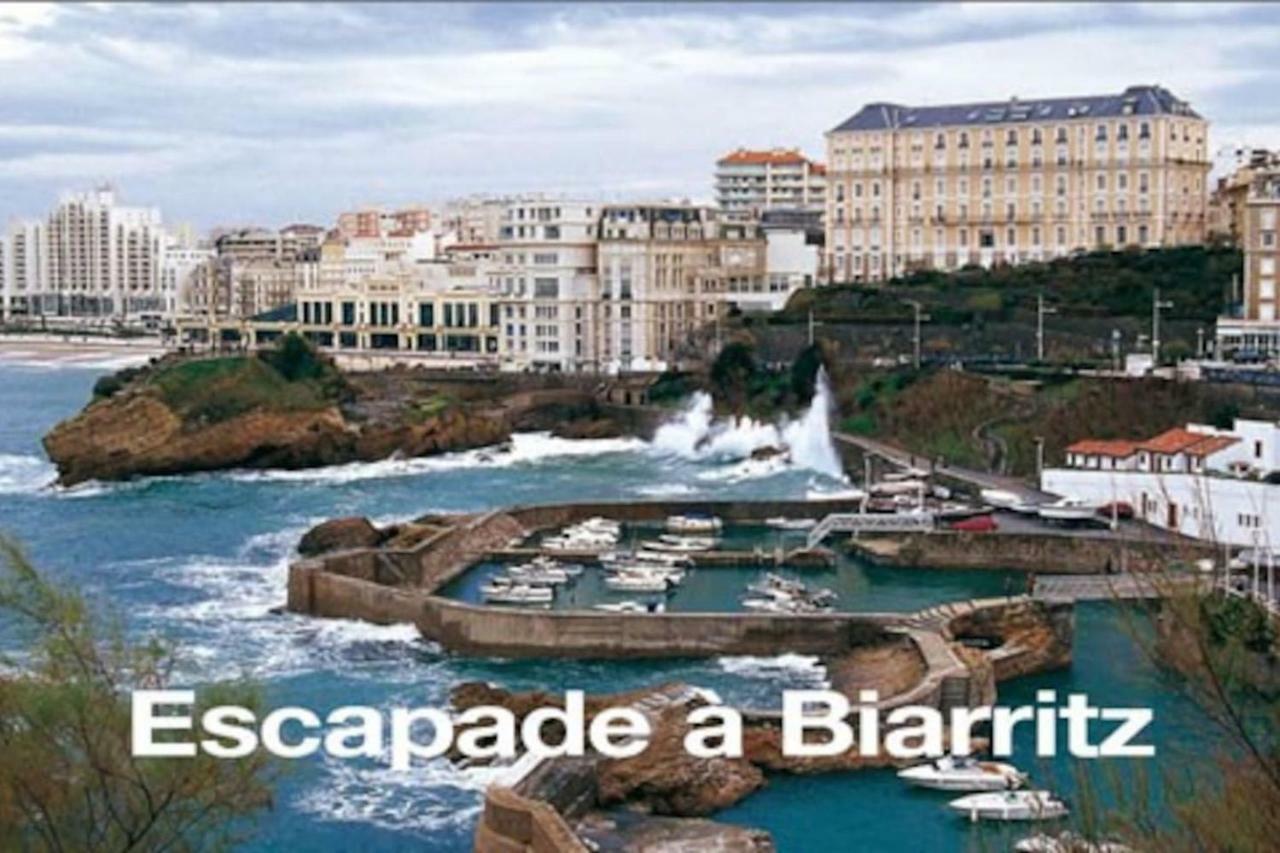 Petit Appartement Douillet Tres Bien Situe Biarritz Exterior foto